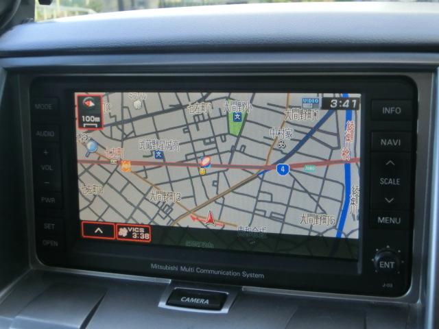 デリカＤ：５ Ｇ　パワーパッケージ　トリプルパノラマルーフ　純正ナビ　バックカメラ　フロントカメラ　両側スライド片側電動スライドドア　ＪＡＯＳマッドフラップ　切替４ＷＤ　スマートキー　ＨＩＤ　純正オプションサイドガード（8枚目）