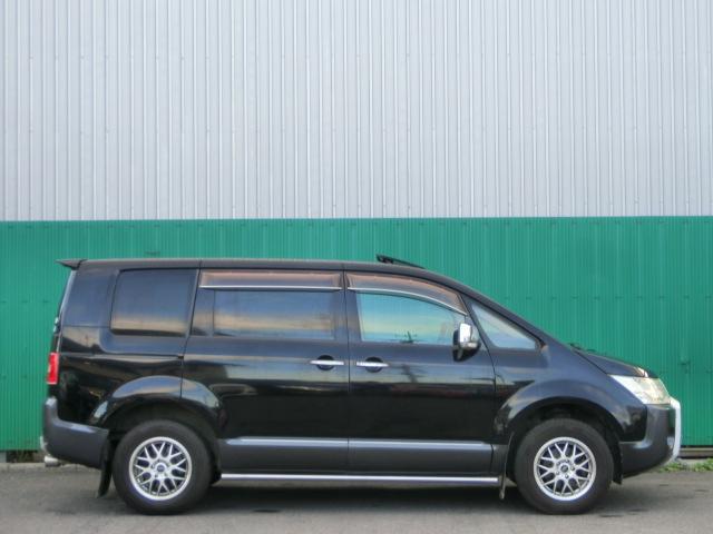 デリカＤ：５ Ｇ　パワーパッケージ　トリプルパノラマルーフ　純正ナビ　バックカメラ　フロントカメラ　両側スライド片側電動スライドドア　ＪＡＯＳマッドフラップ　切替４ＷＤ　スマートキー　ＨＩＤ　純正オプションサイドガード（13枚目）