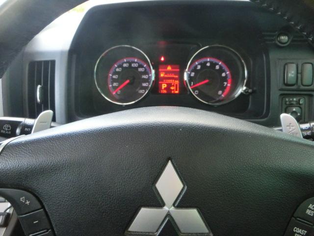 デリカＤ：５ Ｇ　パワーパッケージ　トリプルパノラマルーフ　純正ナビ　バックカメラ　フロントカメラ　両側スライド片側電動スライドドア　ＪＡＯＳマッドフラップ　切替４ＷＤ　スマートキー　ＨＩＤ　純正オプションサイドガード（23枚目）