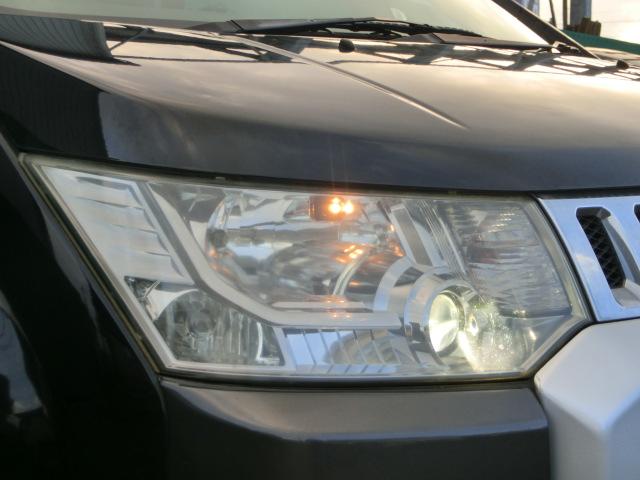 デリカＤ：５ Ｇ　パワーパッケージ　トリプルパノラマルーフ　純正ナビ　バックカメラ　フロントカメラ　両側スライド片側電動スライドドア　ＪＡＯＳマッドフラップ　切替４ＷＤ　スマートキー　ＨＩＤ　純正オプションサイドガード（33枚目）