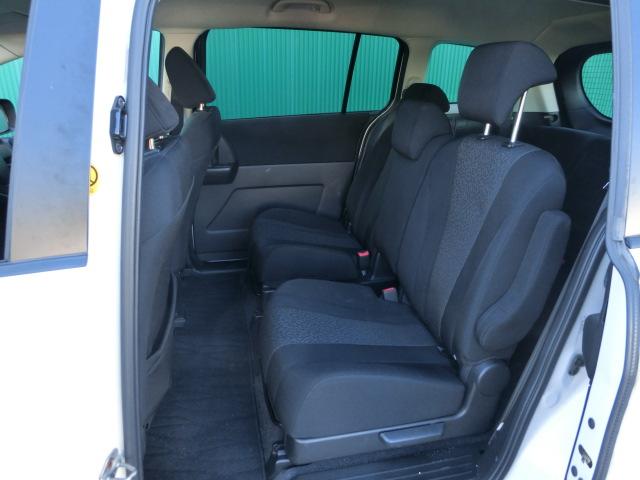 ラフェスタ ハイウェイスターＪパッケージ　両側スライド片側電動スライドドア　スマートキー　純正ナビ　テレビ　ＤＶＤ　Ｂｌｕｅｔｏｏｔｈオーディオ　バックカメラ　レベライザー　純正ＡＷ　プライバシーガラス（17枚目）