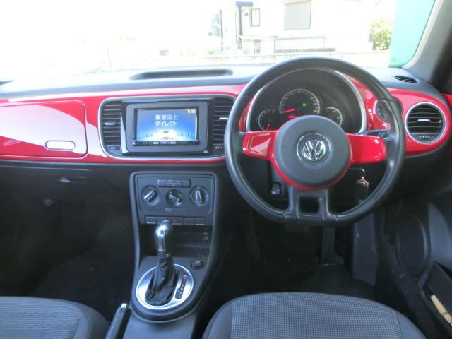 ザ・ビートル デザイン　クラリオンナビ　テレビ　ＤＶＤ　Ｂｌｕｅｔｏｏｔｈオーディオ　バックカメラ　純正ＡＷ　社外ＡＷスタッドレス積み込み　キーレス（4枚目）