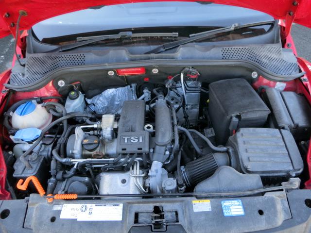 ザ・ビートル デザイン　クラリオンナビ　テレビ　ＤＶＤ　Ｂｌｕｅｔｏｏｔｈオーディオ　バックカメラ　純正ＡＷ　社外ＡＷスタッドレス積み込み　キーレス（20枚目）