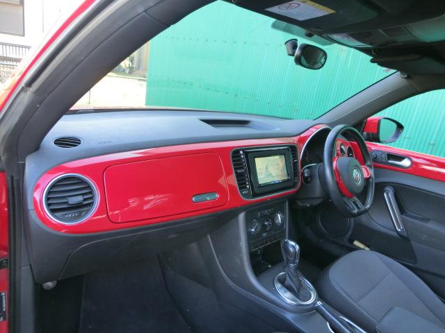 ザ・ビートル デザイン　クラリオンナビ　テレビ　ＤＶＤ　Ｂｌｕｅｔｏｏｔｈオーディオ　バックカメラ　純正ＡＷ　社外ＡＷスタッドレス積み込み　キーレス（21枚目）