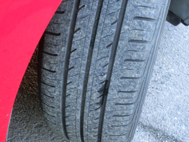 ザ・ビートル デザイン　クラリオンナビ　テレビ　ＤＶＤ　Ｂｌｕｅｔｏｏｔｈオーディオ　バックカメラ　純正ＡＷ　社外ＡＷスタッドレス積み込み　キーレス（31枚目）