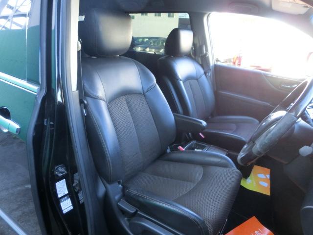 エルグランド ２５０ハイウェイスター　両側スライド片側電動スライドドア　純正ナビ　テレビ　ＤＶＤ　バックカメラ　Ｂｌｕｅｔｏｏｔｈオーディオ　フリップダウンモニター　スマートキー　純正ＡＷ（3枚目）