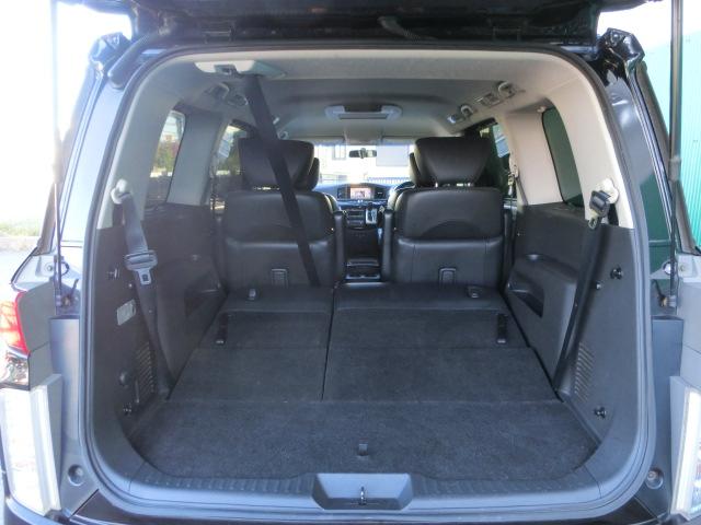 エルグランド ２５０ハイウェイスター　両側スライド片側電動スライドドア　純正ナビ　テレビ　ＤＶＤ　バックカメラ　Ｂｌｕｅｔｏｏｔｈオーディオ　フリップダウンモニター　スマートキー　純正ＡＷ（19枚目）