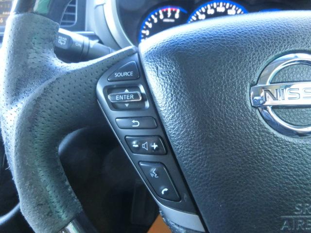 エルグランド ２５０ハイウェイスター　両側スライド片側電動スライドドア　純正ナビ　テレビ　ＤＶＤ　バックカメラ　Ｂｌｕｅｔｏｏｔｈオーディオ　フリップダウンモニター　スマートキー　純正ＡＷ（23枚目）