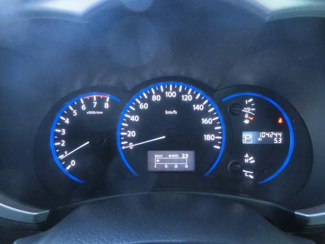 エルグランド ２５０ハイウェイスター　両側スライド片側電動スライドドア　純正ナビ　テレビ　ＤＶＤ　バックカメラ　Ｂｌｕｅｔｏｏｔｈオーディオ　フリップダウンモニター　スマートキー　純正ＡＷ（24枚目）