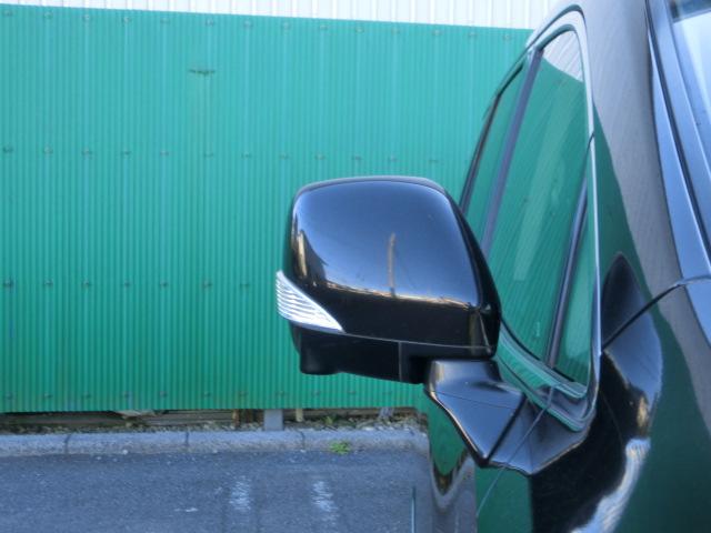 エルグランド ２５０ハイウェイスター　両側スライド片側電動スライドドア　純正ナビ　テレビ　ＤＶＤ　バックカメラ　Ｂｌｕｅｔｏｏｔｈオーディオ　フリップダウンモニター　スマートキー　純正ＡＷ（35枚目）