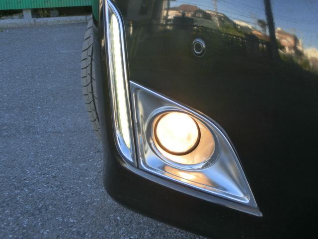 エルグランド ２５０ハイウェイスター　両側スライド片側電動スライドドア　純正ナビ　テレビ　ＤＶＤ　バックカメラ　Ｂｌｕｅｔｏｏｔｈオーディオ　フリップダウンモニター　スマートキー　純正ＡＷ（36枚目）