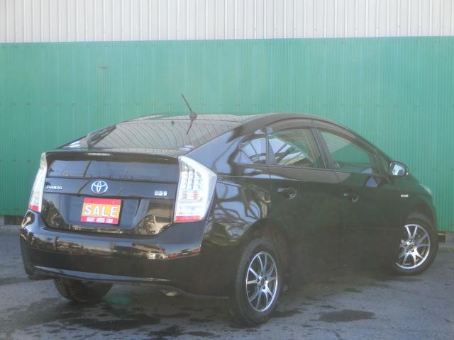 プリウス Ｇ　純正ＨＤＤナビ　テレビ　ＤＶＤ　Ｂｌｕｅｔｏｏｔｈオーディオ　バックカメラ　スマートキー　レベライザー　シートカバー　ＥＴＣ　クルーズコントロール（2枚目）