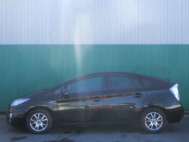 プリウス Ｇ　純正ＨＤＤナビ　テレビ　ＤＶＤ　Ｂｌｕｅｔｏｏｔｈオーディオ　バックカメラ　スマートキー　レベライザー　シートカバー　ＥＴＣ　クルーズコントロール（14枚目）