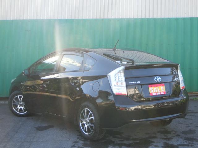 プリウス Ｇ　純正ＨＤＤナビ　テレビ　ＤＶＤ　Ｂｌｕｅｔｏｏｔｈオーディオ　バックカメラ　スマートキー　レベライザー　シートカバー　ＥＴＣ　クルーズコントロール（15枚目）