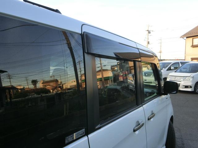 スペーシアカスタム Jスタイル 両側電動スライドドア ナビ TV バックカメラ 衝突軽減 スマートキー HID 純正AW ETC サンシェード シートヒーター(31枚目)