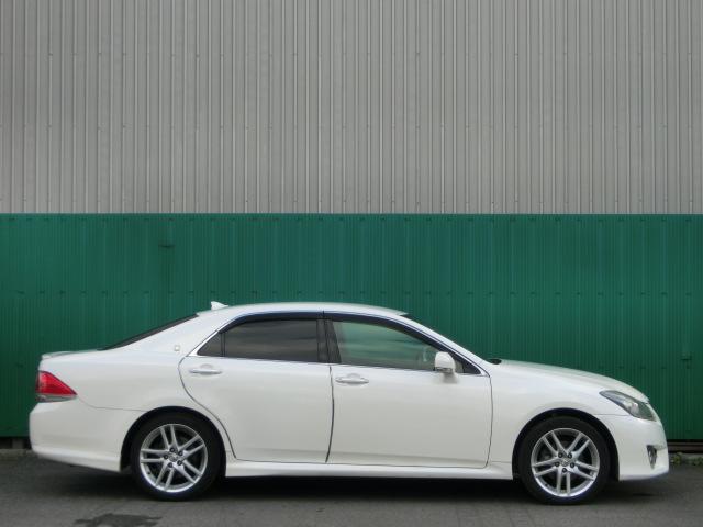 クラウン アスリート　後期　純正マルチ　テレビ　ＤＶＤ　Ｂｌｕｅｔｏｏｔｈオーディオ　バックカメラ　純正ＡＷ　ＨＩＤ　パワーシート　ＩＳＯＦＩＸ対応シート（13枚目）