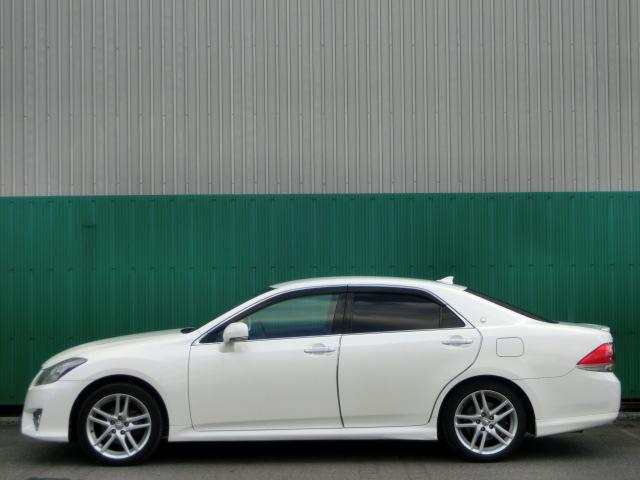 クラウン アスリート　後期　純正マルチ　テレビ　ＤＶＤ　Ｂｌｕｅｔｏｏｔｈオーディオ　バックカメラ　純正ＡＷ　ＨＩＤ　パワーシート　ＩＳＯＦＩＸ対応シート（14枚目）