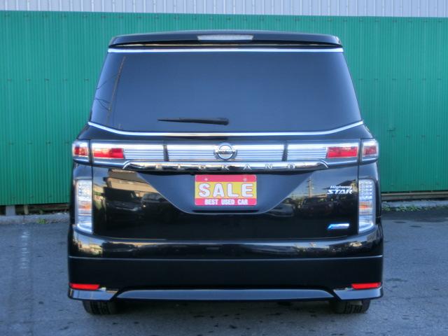 エルグランド 250ハイウェイスターアーバンクロム 両側電動スライドドア アルパインナビ テレビ DVD フリップダウンモニター バックカメラ HID スマートキー ハーフレザーシート オットマン 純正AW(16枚目)