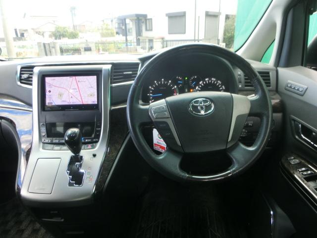 ヴェルファイア ２．４Ｚ　Ｇエディション　後期　対策済みエンジン　カロッツェリアナビ　テレビ　ＤＶＤ　バックカメラ　フリップダウンモニター　両側電動スライドドア　パワーバックドア　エグゼクティブシート　オットマン（22枚目）