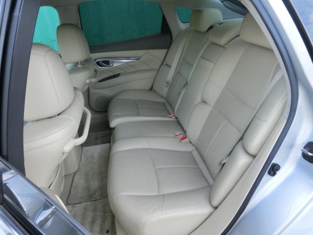 フーガ 250GT タイプP 革 シートエアコン 全席パワーシート オットマン スマートキー 純正マルチ テレビ DVD Bluetoothオーディオ バックカメラ サイドカメラ ETC 社外19インチAW(18枚目)