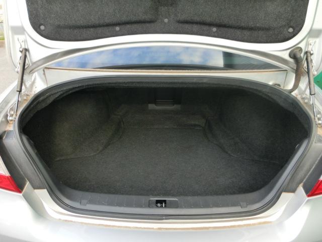 フーガ 250GT タイプP 革 シートエアコン 全席パワーシート オットマン スマートキー 純正マルチ テレビ DVD Bluetoothオーディオ バックカメラ サイドカメラ ETC 社外19インチAW(19枚目)