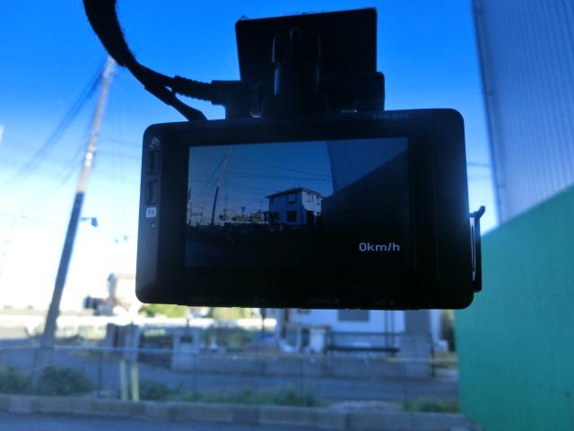 タント カスタムRS スマートセレクションSA 両側電動スライドドア 純正ナビ テレビ DVD USBポート 衝突軽減システム スマートキー 車種専用シートカバー 社外AWスタッドレス 純正AW夏タイヤ付き車内(12枚目)