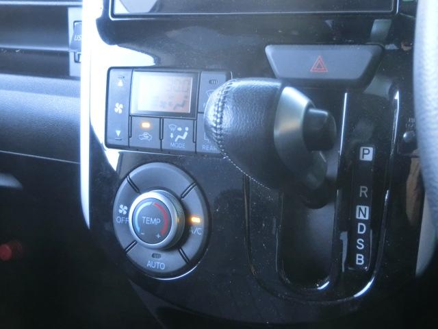 タント カスタムRS スマートセレクションSA 両側電動スライドドア 純正ナビ テレビ DVD USBポート 衝突軽減システム スマートキー 車種専用シートカバー 社外AWスタッドレス 純正AW夏タイヤ付き車内(25枚目)