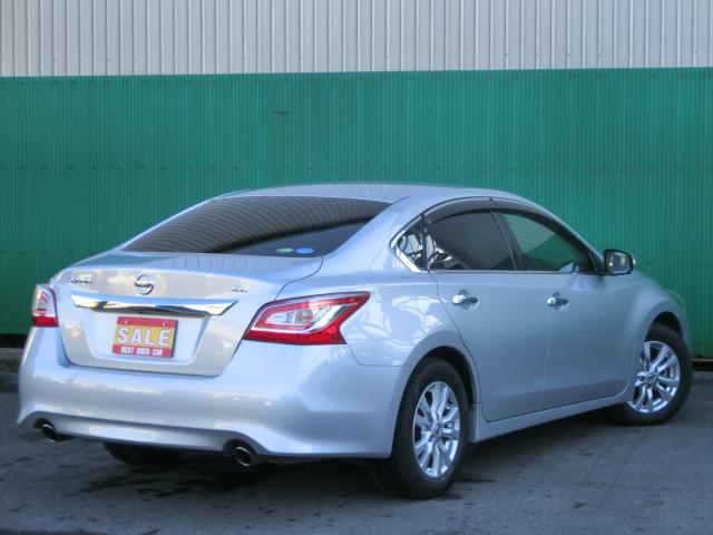 ティアナ ＸＬ　純正ナビ　テレビ　ＤＶＤ　Ｂｌｕｅｔｏｏｔｈオーディオ　バックカメラ　アラウンドビューモニター　スマートキー　パワーシート　オットマン　純正ＡＷ　ＨＩＤ（2枚目）