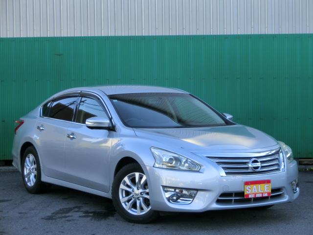 ティアナ ＸＬ　純正ナビ　テレビ　ＤＶＤ　Ｂｌｕｅｔｏｏｔｈオーディオ　バックカメラ　アラウンドビューモニター　スマートキー　パワーシート　オットマン　純正ＡＷ　ＨＩＤ（6枚目）