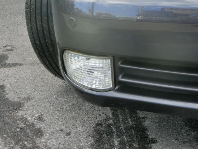 クラウン ロイヤルサルーン　後期　サンルーフ　革　純正マルチ　シートヒーター　全席パワーシート　バックカメラ　ＨＩＤ　スマートキー　トヨタ純正メッキＡＷ　フルタップ車高調（36枚目）