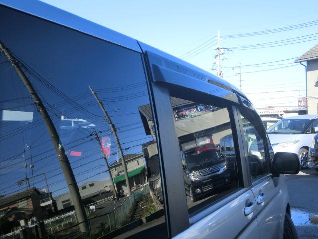 ステップワゴンスパーダ Ｚ　両側電動スライドドア　純正ＨＤＤナビ　テレビ　ＤＶＤ　フリップダウンモニター　バックカメラ　全周囲カメラ　ＨＩＤ　スマートキー　純正ＡＷ（31枚目）