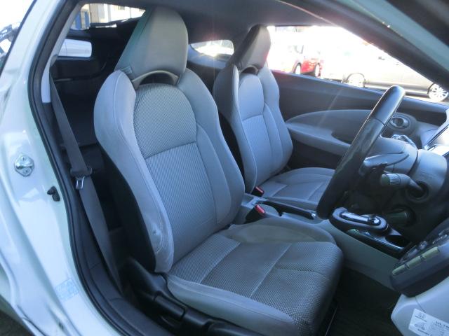 ＣＲ－Ｚ α　純正ナビ　テレビ　ＤＶＤ　バックカメラ　スマートキー　ＨＩＤ　ＥＴＣ　クルーズコントロール　パドルシフト　ステアリングリモコン　純正ＡＷ（3枚目）