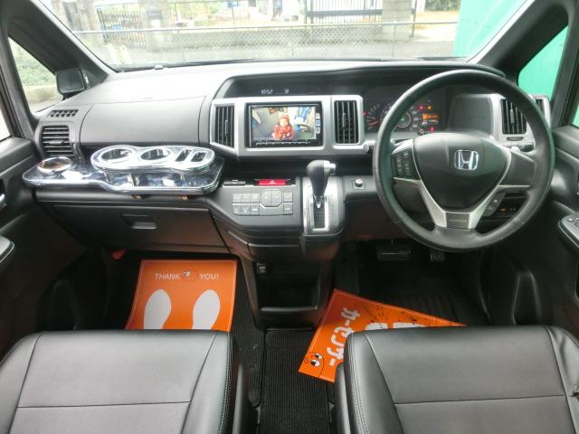 ステップワゴンスパーダ パワーエディション　後期　両側電動スライドドア　純正ナビ　テレビ　ＤＶＤ　Ｂｌｕｅｔｏｏｔｈオーディオ　バックカメラ　ＨＩＤ　ＥＴＣ　無限エアロ　無限リアスポイラー　キーレス（4枚目）