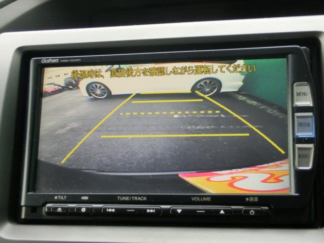 ステップワゴンスパーダ パワーエディション　後期　両側電動スライドドア　純正ナビ　テレビ　ＤＶＤ　Ｂｌｕｅｔｏｏｔｈオーディオ　バックカメラ　ＨＩＤ　ＥＴＣ　無限エアロ　無限リアスポイラー　キーレス（8枚目）