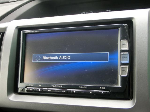 ステップワゴンスパーダ パワーエディション　後期　両側電動スライドドア　純正ナビ　テレビ　ＤＶＤ　Ｂｌｕｅｔｏｏｔｈオーディオ　バックカメラ　ＨＩＤ　ＥＴＣ　無限エアロ　無限リアスポイラー　キーレス（11枚目）