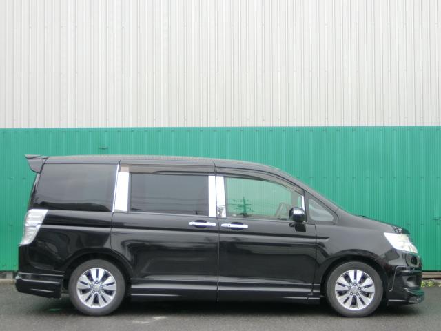 ステップワゴンスパーダ パワーエディション　後期　両側電動スライドドア　純正ナビ　テレビ　ＤＶＤ　Ｂｌｕｅｔｏｏｔｈオーディオ　バックカメラ　ＨＩＤ　ＥＴＣ　無限エアロ　無限リアスポイラー　キーレス（13枚目）