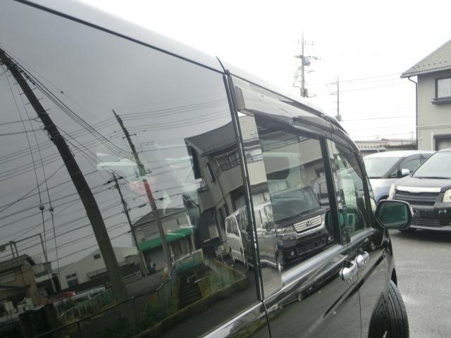 ステップワゴンスパーダ パワーエディション　後期　両側電動スライドドア　純正ナビ　テレビ　ＤＶＤ　Ｂｌｕｅｔｏｏｔｈオーディオ　バックカメラ　ＨＩＤ　ＥＴＣ　無限エアロ　無限リアスポイラー　キーレス（30枚目）