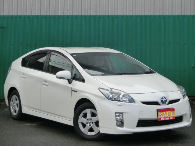 プリウス Ｓ　ＬＥＤエディション　純正ＨＤＤナビ　バックカメラ　ＬＥＤヘッドランプ　ＥＴＣ　スマートキー　ドライブレコーダー　プッシュスタート　純正ＡＷ　プライバシーガラス　ＩＳＯＦＩＸ対応シート（6枚目）