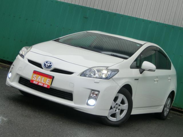 プリウス Ｓ　ＬＥＤエディション　純正ＨＤＤナビ　バックカメラ　ＬＥＤヘッドランプ　ＥＴＣ　スマートキー　ドライブレコーダー　プッシュスタート　純正ＡＷ　プライバシーガラス　ＩＳＯＦＩＸ対応シート（7枚目）