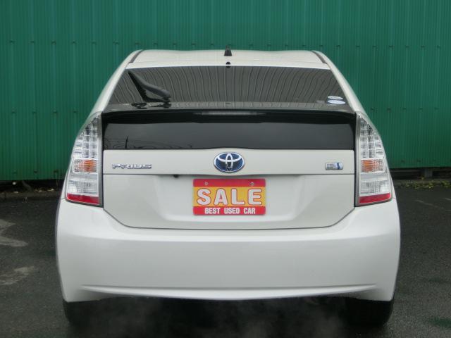 プリウス Ｓ　ＬＥＤエディション　純正ＨＤＤナビ　バックカメラ　ＬＥＤヘッドランプ　ＥＴＣ　スマートキー　ドライブレコーダー　プッシュスタート　純正ＡＷ　プライバシーガラス　ＩＳＯＦＩＸ対応シート（16枚目）