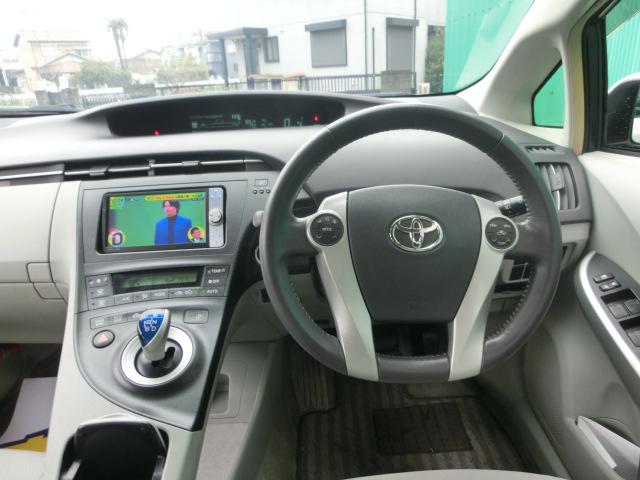 プリウス Ｓ　ＬＥＤエディション　純正ＨＤＤナビ　バックカメラ　ＬＥＤヘッドランプ　ＥＴＣ　スマートキー　ドライブレコーダー　プッシュスタート　純正ＡＷ　プライバシーガラス　ＩＳＯＦＩＸ対応シート（22枚目）