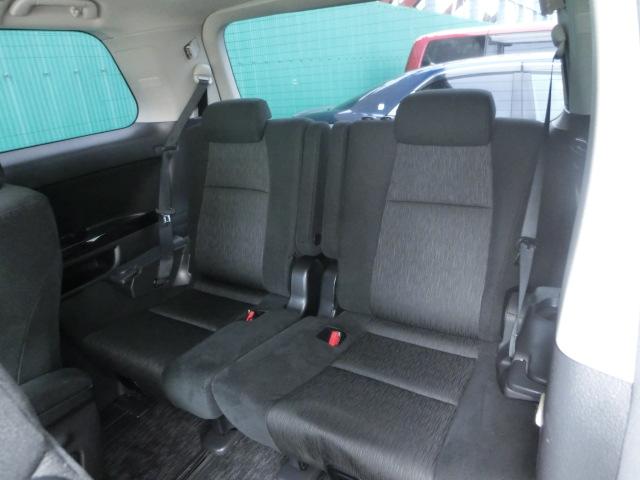 ヴェルファイア ２．４Ｚ　Ｇエディション　後期　アルパイン車種専用ナビ　テレビ　ＤＶＤ　Ｂｌｕｅｔｏｏｔｈオーディオ　バックカメラ　フリップダウンモニター　両側電動スライドドア　パワーバックドア　エグゼクティブシート（17枚目）