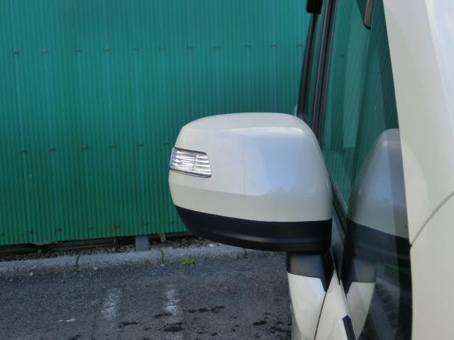 �������ڂ����F�����ǂ��E�B���J�[�~���[�t���ł���