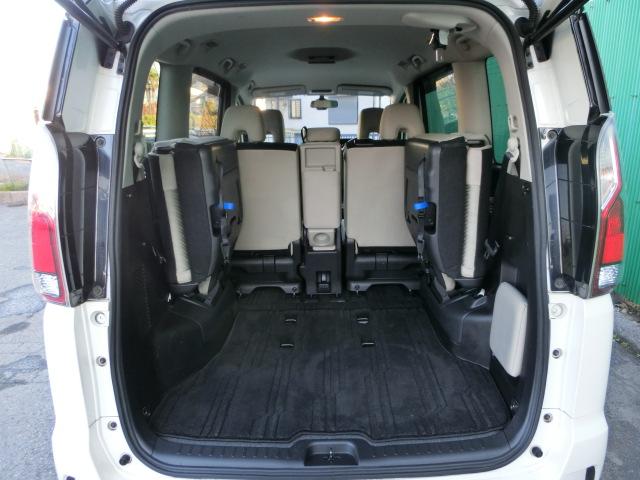 セレナ ハイウェイスター　ワンオーナー　ルーフブラック　両側スライド片側電動スライドドア　ストラーダナビ　テレビ　Ｂｌｕｅｔｏｏｔｈオーディオ　Ｂｌｕ－ｒａｙ　バックカメラ　サンシェード　ＥＴＣ　ＬＥＤヘッドライト（19枚目）