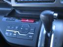 ☆使い勝手の良いオートエアコン、シフト廻りです☆冷暖房もきちんと効きます☆