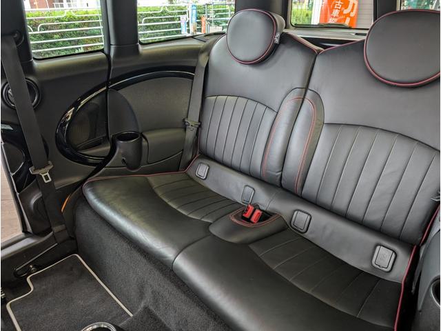 ＭＩＮＩ クーパー　クラブマン　ハンプトン　特別仕様車　黒革シート　クルーズコントロール　前列シートヒーター　ステアリングスイッチ　キーレス　ＨＩＤ　前後フォグランプ　ＥＴＣ　純正１７ＡＷ　ドアバイザー　ＣＤ　ラジオ（21枚目）