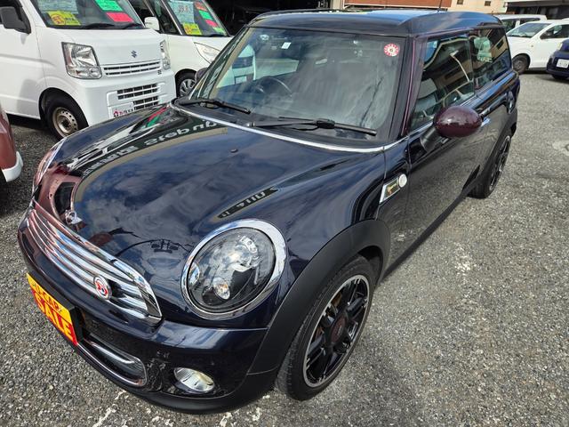 ＭＩＮＩ クーパー　クラブマン　ハンプトン　特別仕様車　黒革シート　クルーズコントロール　前列シートヒーター　ステアリングスイッチ　キーレス　ＨＩＤ　前後フォグランプ　ＥＴＣ　純正１７ＡＷ　ドアバイザー　ＣＤ　ラジオ（35枚目）
