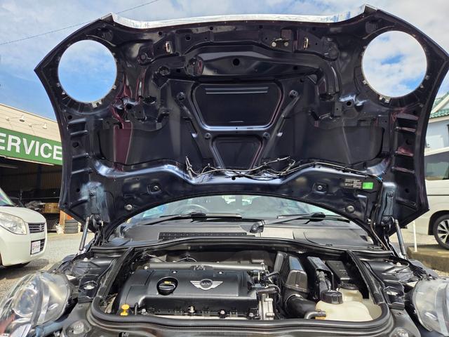 ＭＩＮＩ クーパー　クラブマン　ハンプトン　特別仕様車　黒革シート　クルーズコントロール　前列シートヒーター　ステアリングスイッチ　キーレス　ＨＩＤ　前後フォグランプ　ＥＴＣ　純正１７ＡＷ　ドアバイザー　ＣＤ　ラジオ（41枚目）