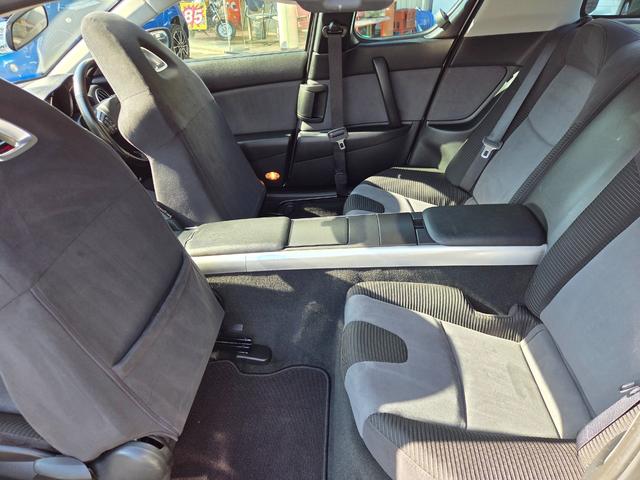 RX-8 タイプS 車検・整備付き 6MT 新品タイヤ付き 純正DVDナビ 純正18AW BOSEサウンドシステム 社外2本出しマフラーRmagic HID Fフォグ キーレス ETC CD再生 ステアリングスイッチ(27枚目)