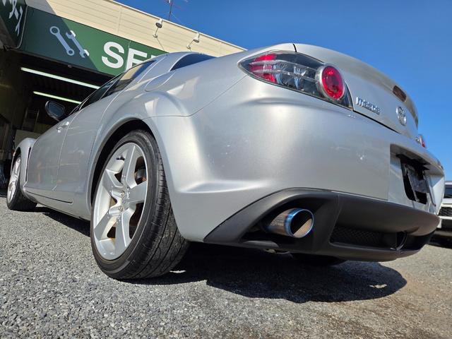 RX-8 タイプS 車検・整備付き 6MT 新品タイヤ付き 純正DVDナビ 純正18AW BOSEサウンドシステム 社外2本出しマフラーRmagic HID Fフォグ キーレス ETC CD再生 ステアリングスイッチ(55枚目)